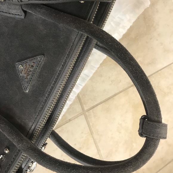 Prada limited edition shoulder bag - Picture 8 of 8